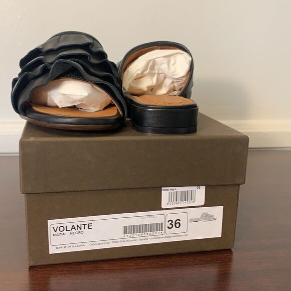 Chie Mihara volante tiered ruffle leather slip-on sandal size EU 36 or US 6 - Picture 6 of 11